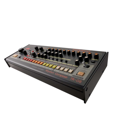 ROLAND BOUTIQUE TR-08