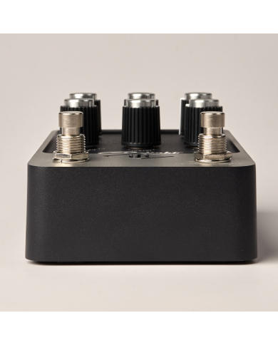 UNIVERSAL AUDIO UAFX STARLIGHT ECHO STATION
