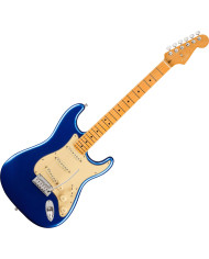 FENDER STRATOCASTER AMERICAN ULTRA - COBRA BLUE