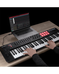 M-Audio - Clavier Maitre Oxygen 61 Usb Midi 8 pads - OXYGEN61V