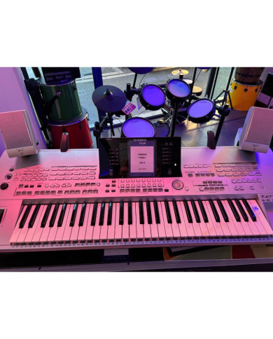 Yamaha - Tyros 1