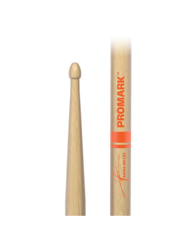 PROMARK - ANIKA NILLES SIGNATURE