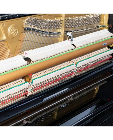 Yamaha - Piano Droit   P121 PEC Noir brillant