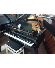 YAMAHA C3
